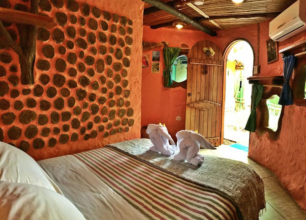 Lonesome George Ecolodge Puerto Ayora  Kültér fotó